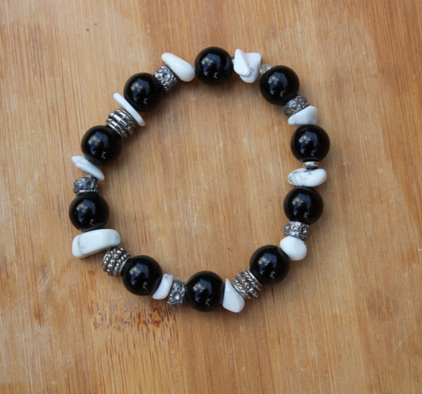 Onyx and Howlite Beaded Bracelet